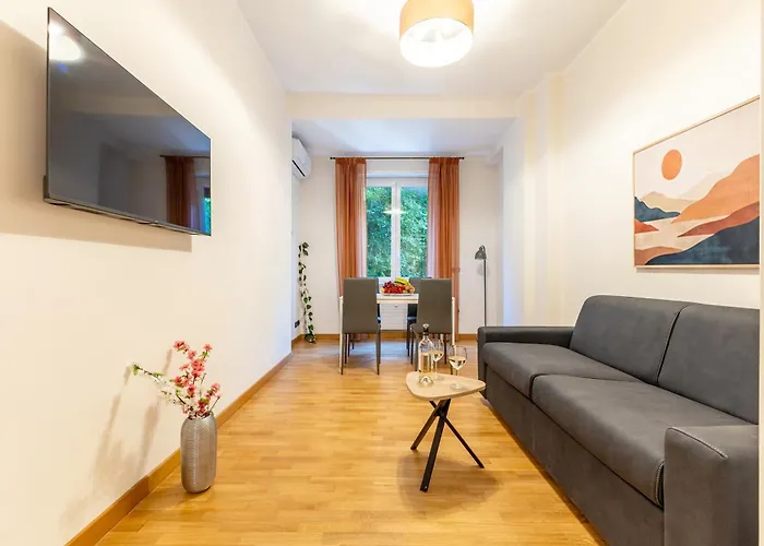 דירה Hostly Modern Family Center *